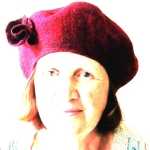 felted-beret-decorated-with-silk-fibres