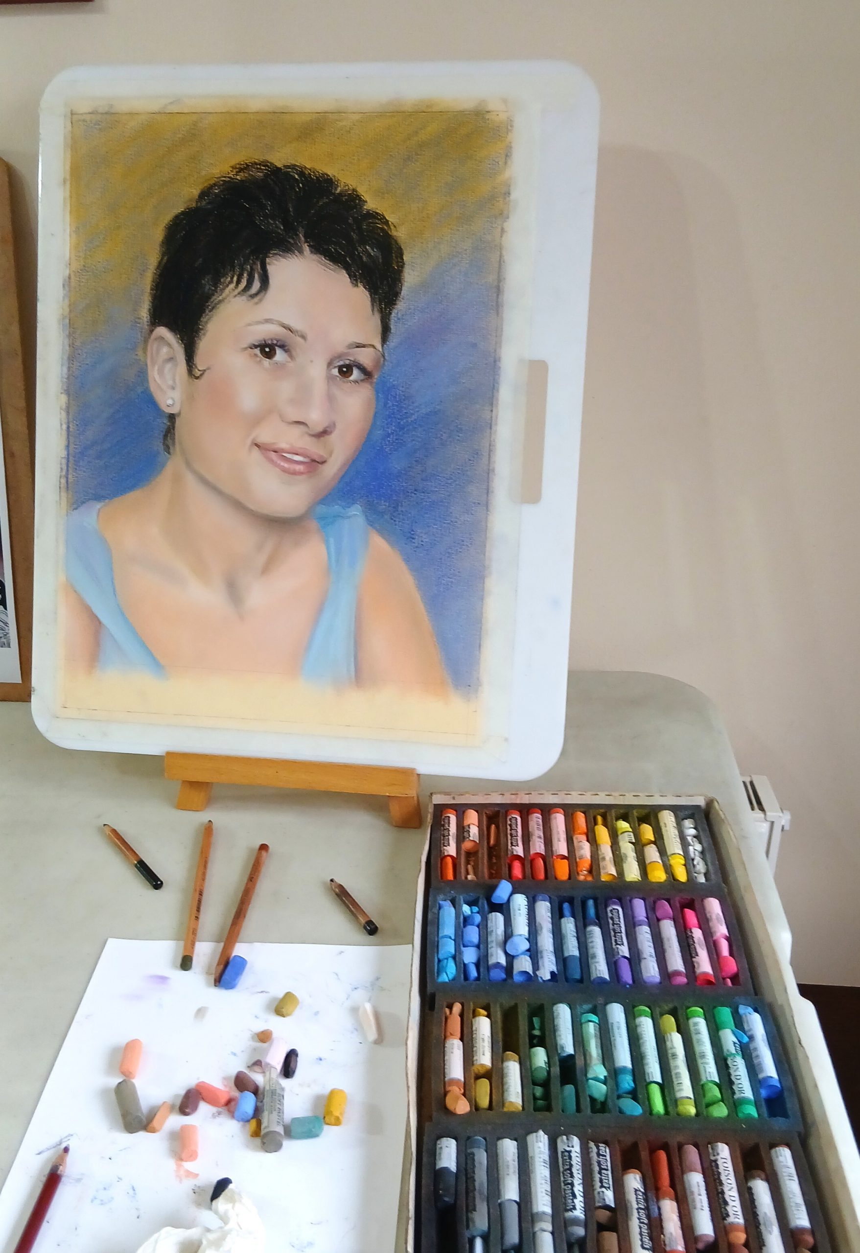 Read more about the article Portrait commissions taken by Worcestershire Artist Raya Brown